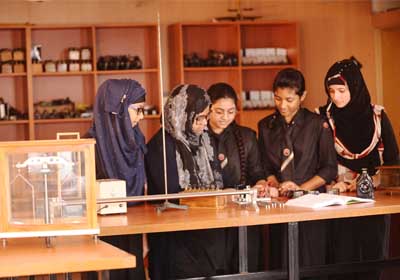 Kings School and College | lab-gallery-2