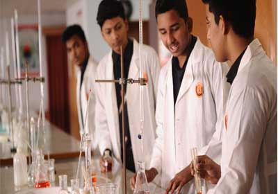 Kings School and College | lab-gallery-4